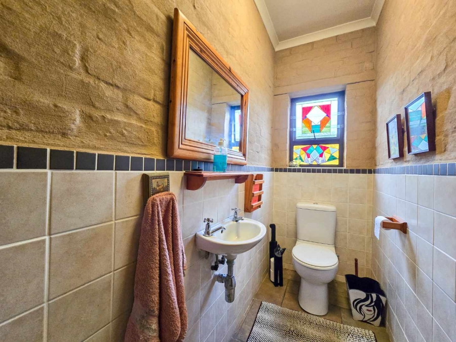 3 Bedroom Property for Sale in Stilbaai Wes Western Cape